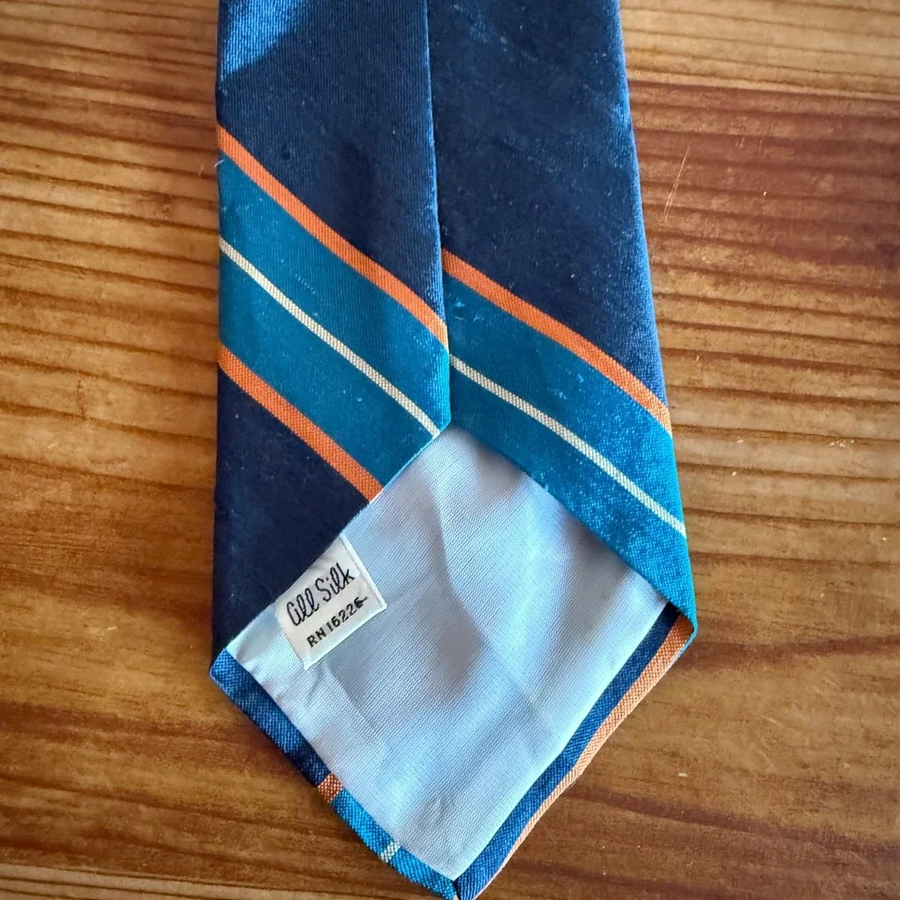 VTG Karolls Chicago Mens Silk Tie Blue Orange Stripe‎ Pattern Formal Necktie
